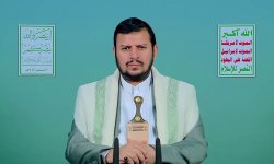 قائد الثورة يجدد التأكيد على استمرار معركة "الفتح الموعود والجهاد المقدس"